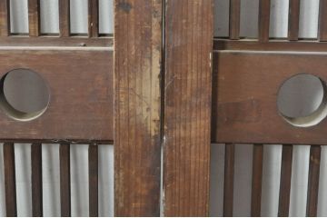 アンティーク建具　落ち着きのある和を演出する格子戸2枚セット(帯戸、引き戸)(R-077449)