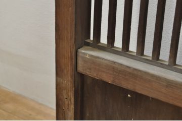 アンティーク建具　落ち着きのある和を演出する格子戸2枚セット(帯戸、引き戸)(R-077449)