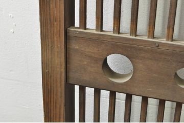 アンティーク建具　落ち着きのある和を演出する格子戸2枚セット(帯戸、引き戸)(R-077449)