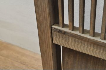 アンティーク建具　落ち着きのある和を演出する格子戸2枚セット(帯戸、引き戸)(R-077449)