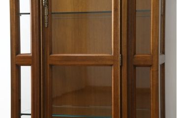 中古　美品　DREXEL HERITAGE(ドレクセルヘリテイジ)　FRANCESCA(フランチェスカ)シリーズ　気品溢れる佇まいが魅力のガラスキャビネット(飾り棚、キュリオケース、ショーケース、ガラスケース、Gケース、コレクションケース、店舗什器)(定価約74万円)(R-077450)