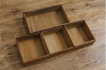 和製アンティーク　大正ロマン　ナラ材　象嵌入りで引き出し付きのお洒落な本立て(本棚、ブックシェルフ、花台、飾り台)(R-077460)