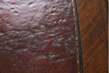イギリスアンティーク　マホガニー材　パーケットリー(象嵌細工)　丸みを帯びた柔らかなフォルムが魅力的なキドニーデスク(両袖机、ニーホールデスク、コンソールテーブル、ワークデスク、在宅用、在宅ワーク用、英国)(R-077465)