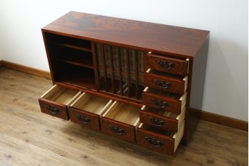 中古　美品　岩谷堂箪笥　力強い木目が魅力のサイドボード　(R-077469)