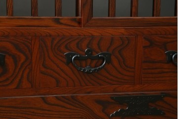 中古　美品　岩谷堂箪笥　力強い木目が魅力のサイドボード　(R-077469)