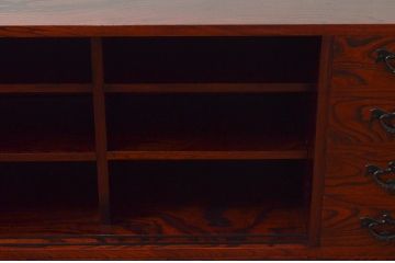 中古　美品　岩谷堂箪笥　力強い木目が魅力のサイドボード(サイドキャビネット、引き出し、収納棚、戸棚、飾り棚)(R-077469)