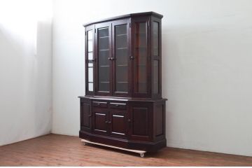 中古　美品　希少な廃盤品　北海道民芸家具　OM151　重厚感と気品漂うキャビネット(食器棚、飾り棚、収納棚、戸棚)(定価約80万円)(R-077471)