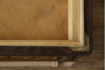 アジアンヴィンテージ　全面に施された彫刻が豪華なトランク　(R-077472)