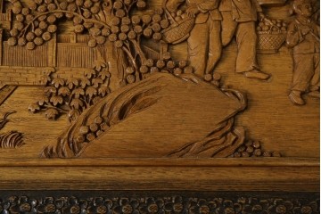 アジアンヴィンテージ　全面に施された彫刻が豪華なトランク　(R-077472)