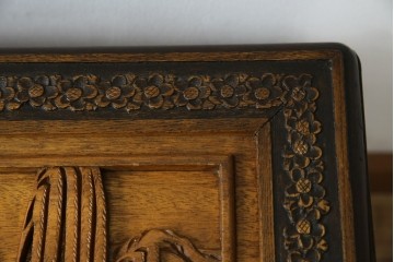 アジアンヴィンテージ　全面に施された彫刻が豪華なトランク　(R-077472)