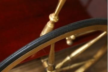 中古　イタリア高級家具　アルド・トゥーラ(ALDO TURA)　シックで艶のある色合いが目を惹くキッチンワゴン(トロリーワゴン、トローリー、ワゴンテーブル、エクステンションテーブル)(R-077473)