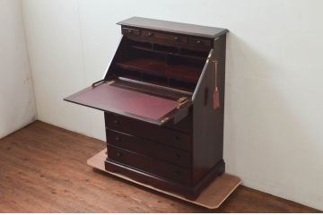 アメリカビンテージ　高級品!!　アダムビート(Adam Bede)　シンプルでクラシカルな佇まいが魅力的なライティングビューロー(簿記机、ワークデスク、サイドチェスト、在宅用、在宅ワーク用、ヴィンテージ)(R-077475)