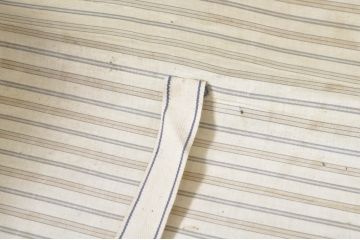 アンティーク雑貨　情緒あるレトロな佇まいの船トランク(舟トランク、ブランケットボックス、トランクテーブル、センターテーブル、ローテーブル、ディスプレイ雑貨、収納箱、店舗什器) (R-077518)