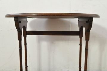 イギリスアンティーク　オーク材　落ち着いた色味とスラリと伸びた脚が魅力的なネストテーブル(サイドテーブル、カフェテーブル、コーヒーテーブル、ローテーブル、英国)(R-077521)