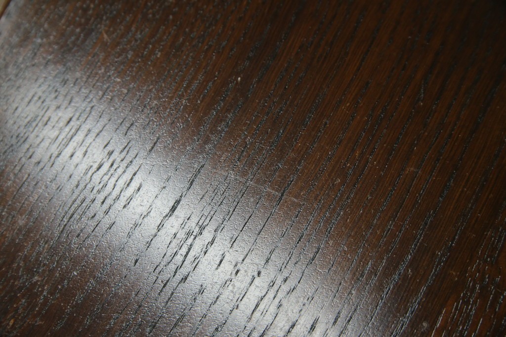 イギリスアンティーク　オーク材　落ち着いた色味とスラリと伸びた脚が魅力的なネストテーブル　(R-077521)