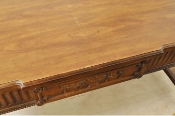 中古　DREXEL HERITAGE(ドレクセルヘリテイジ)　クラシカルなデザインが魅力的なコンソールテーブル(サイドテーブル、花台、飾り台、作業台)(R-077523)