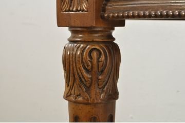 中古　DREXEL HERITAGE(ドレクセルヘリテイジ)　クラシカルなデザインが魅力的なコンソールテーブル(サイドテーブル、花台、飾り台、作業台)(R-077523)