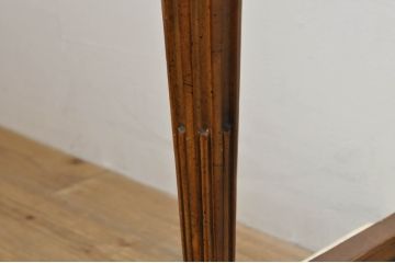 中古　DREXEL HERITAGE(ドレクセルヘリテイジ)　クラシカルなデザインが魅力的なコンソールテーブル(サイドテーブル、花台、飾り台、作業台)(R-077523)