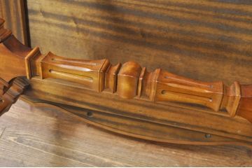 中古　美品　DREXEL HERITAGE(ドレクセルヘリテイジ)　Cameo Classics(キャメオクラシックス)　優雅なひとときを演出するカクテルテーブル(センターテーブル、ローテーブル、リビングテーブル、カフェテーブル)(定価約60万円)(R-077524)