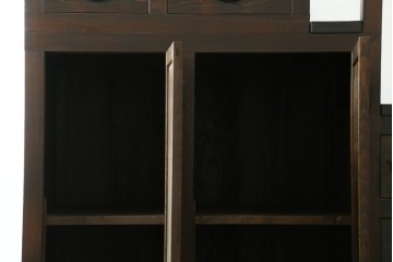 和製アンティーク　美品　美濃地方　檜(ヒノキ)材　希少な手すり付き二段重ね階段箪笥　(R-077534)