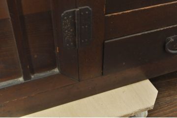 和製アンティーク　美品　美濃地方　檜(ヒノキ)材　希少な手すり付き二段重ね階段箪笥(和タンス、収納箪笥、整理箪笥、時代箪笥)(R-077534)