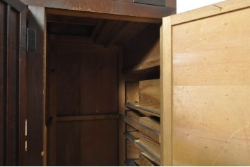 和製アンティーク　美品　美濃地方　檜(ヒノキ)材　希少な手すり付き二段重ね階段箪笥(和タンス、収納箪笥、整理箪笥、時代箪笥)(R-077534)