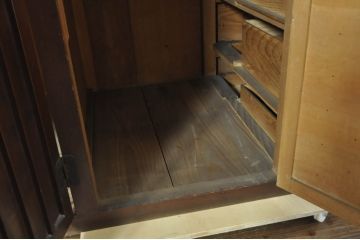 和製アンティーク　美品　美濃地方　檜(ヒノキ)材　希少な手すり付き二段重ね階段箪笥(和タンス、収納箪笥、整理箪笥、時代箪笥)(R-077534)