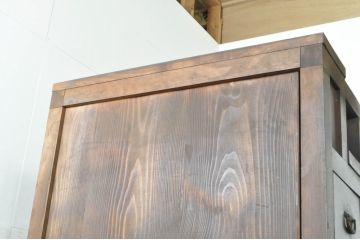 和製アンティーク　美品　美濃地方　檜(ヒノキ)材　希少な手すり付き二段重ね階段箪笥(和タンス、収納箪笥、整理箪笥、時代箪笥)(R-077534)