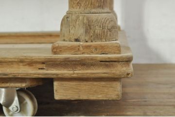 フランスアンティーク　オーク材　重厚なバルボスレッグの引き出し付き展示台(作業台、ワークテーブル、ワークデスク、平机、ダイニングテーブル、食卓、飾り台、花台、陳列台、在宅用、在宅ワーク用)(R-077554)