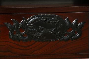 中古　欅産業　仙台民芸箪笥(仙台箪笥)　美しい木目と存在感のある龍の金具が目を惹くテレビボード(テレビ台、ローボード、サイドボード、リビングボード、収納棚、戸棚)(R-077599)