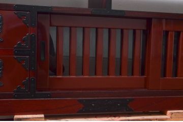 中古　美品!!　欅産業　仙台民芸箪笥(仙台箪笥)　和モダンな空間づくりにおすすめのテレビボード(テレビ台、ローボード、リビングボード、収納棚、戸棚)(定価約35万円)(R-077600)