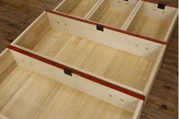 中古　超美品!!　二本松工藝館　田中家具　和モダンなお部屋づくりにおすすめの33胴厚総桐チェスト(総桐箪笥、サイドボード、サイドチェスト、和タンス、整理箪笥、収納箪笥、引き出し)(定価約60万円)(R-077603)