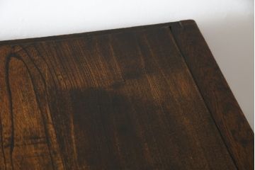 和製アンティーク　高級品!!　前面タモ材　玉杢　希少なプレスガラス入り　大正ロマンの雰囲気漂う本箱(ブックケース、サイドキャビネット、収納棚、戸棚)(R-077604)