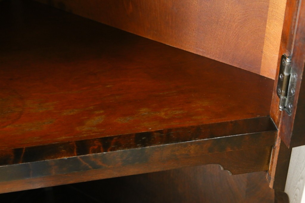 中古　北海道民芸家具　#145　和洋どちらの空間にも馴染むシックな隅棚　(R-077606)