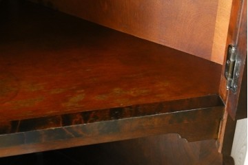 中古　北海道民芸家具　#145　和洋どちらの空間にも馴染むシックな隅棚　(R-077606)