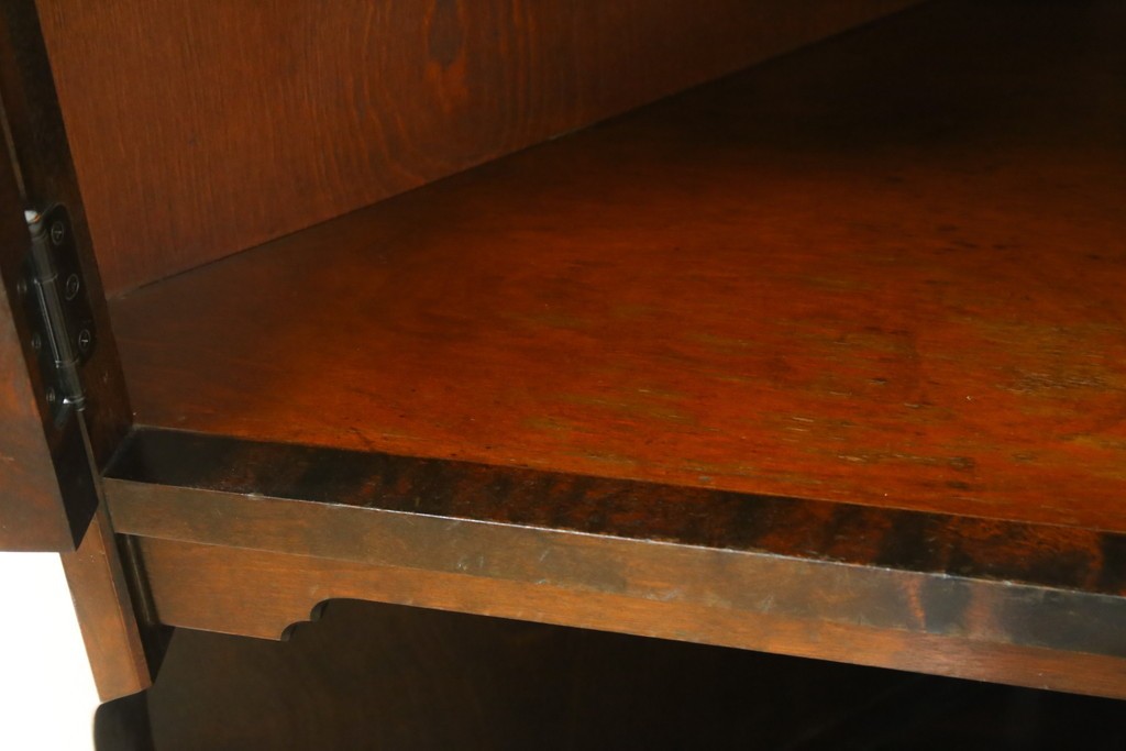 中古　北海道民芸家具　#145　和洋どちらの空間にも馴染むシックな隅棚　(R-077606)