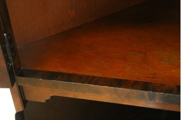 中古　北海道民芸家具　#145　和洋どちらの空間にも馴染むシックな隅棚　(R-077606)