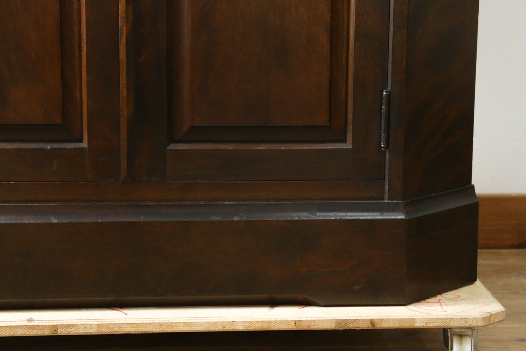 中古　北海道民芸家具　#145　和洋どちらの空間にも馴染むシックな隅棚　(R-077606)