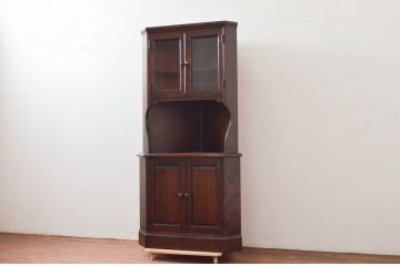 中古　北海道民芸家具　#145　和洋どちらの空間にも馴染むシックな隅棚(コーナーキャビネット、飾り棚、収納棚、戸棚)(R-077606)