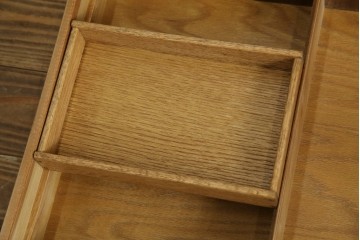 中古　美品　マホガニー材　DREXEL HERITAGE(ドレクセルヘリテイジ)　重厚感あるつくりが魅力的なサイドボード　(R-077609)