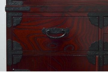中古　美品　筑後民芸　上質な和の雰囲気を高める茶箪笥(茶棚、戸棚、収納棚、食器棚、整理箪笥、収納箪笥、チェスト、キャビネット、引き出し、和箪笥)(R-077611)