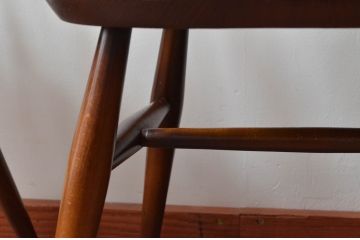 イギリスビンテージ　ERCOL(アーコール)　落ち着いた色味とシンプルなデザインが魅力的なフープバックチェア3脚セット(ダイニングチェア、ウィンザーチェア、ウインザーチェア、ワークチェア、板座チェア、椅子、イス、ヴィンテージ、英国、北欧)(R-077612)