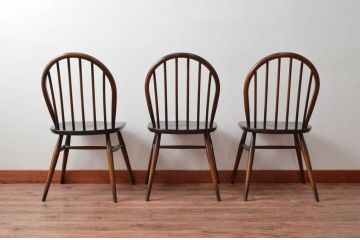 イギリスビンテージ　ERCOL(アーコール)　落ち着いた色味とシンプルなデザインが魅力的なフープバックチェア3脚セット(ダイニングチェア、ウィンザーチェア、ウインザーチェア、ワークチェア、板座チェア、椅子、イス、ヴィンテージ、英国、北欧)(R-077612)