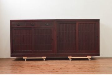 中古　タモ材　上質な和の空間を演出する水屋箪笥サイドボードセット(サイドキャビネット、収納棚、戸棚、食器棚、茶箪笥)(R-077624)