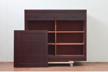 中古　タモ材　上質な和の空間を演出する水屋箪笥サイドボード(サイドキャビネット、収納棚、戸棚、食器棚、茶箪笥)(R-077625)