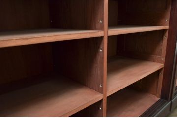 中古　タモ材　上質な和の空間を演出する水屋箪笥サイドボード(サイドキャビネット、収納棚、戸棚、食器棚、茶箪笥)(R-077625)