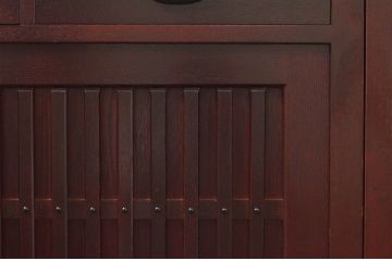中古　タモ材　上質な和の空間を演出する水屋箪笥サイドボード(サイドキャビネット、収納棚、戸棚、食器棚、茶箪笥)(R-077625)