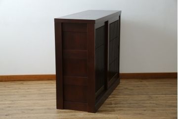 中古　タモ材　上質な和の空間を演出する水屋箪笥サイドボード(サイドキャビネット、収納棚、戸棚、食器棚、茶箪笥)(R-077626)