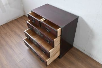中古　美品!!　欅産業　漆塗り　仙台民芸箪笥(仙台箪笥)　KC-2000　力強い杢目が目を引く箪笥(小箪笥、収納タンス、チェスト、引き出し)(定価約43万円)(R-077627)