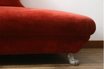 中古　ドイツ製　ブレッツ社(BRETZ)　優雅で気品あふれる佇まいが美しいシェーズロング(カウチソファ、2人掛け、長椅子)(R-077632)